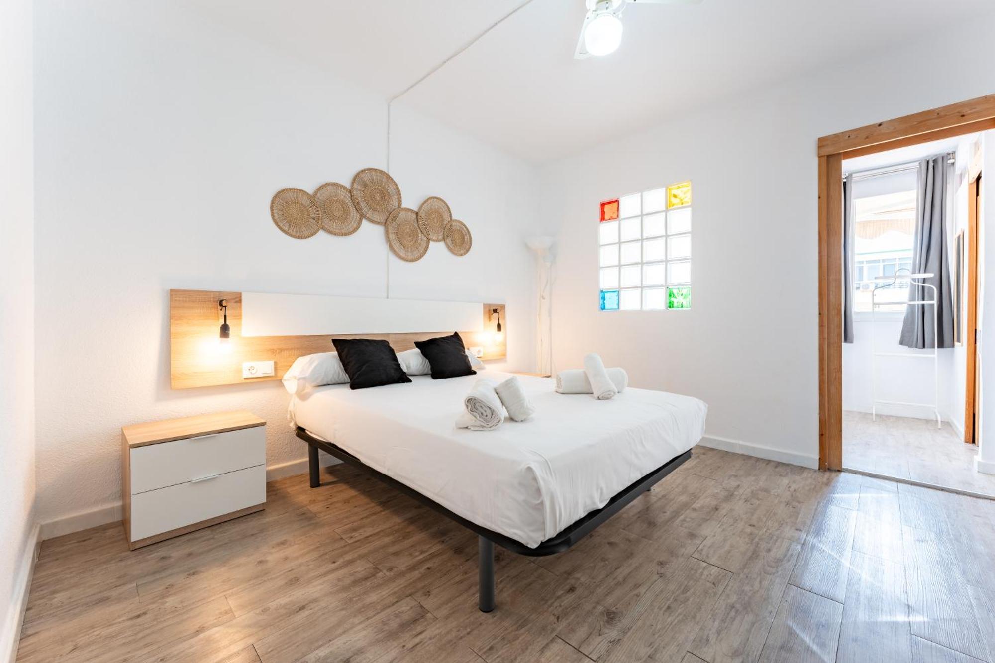 Bhost - Roca Castle Apartment Torremolinos Exterior photo